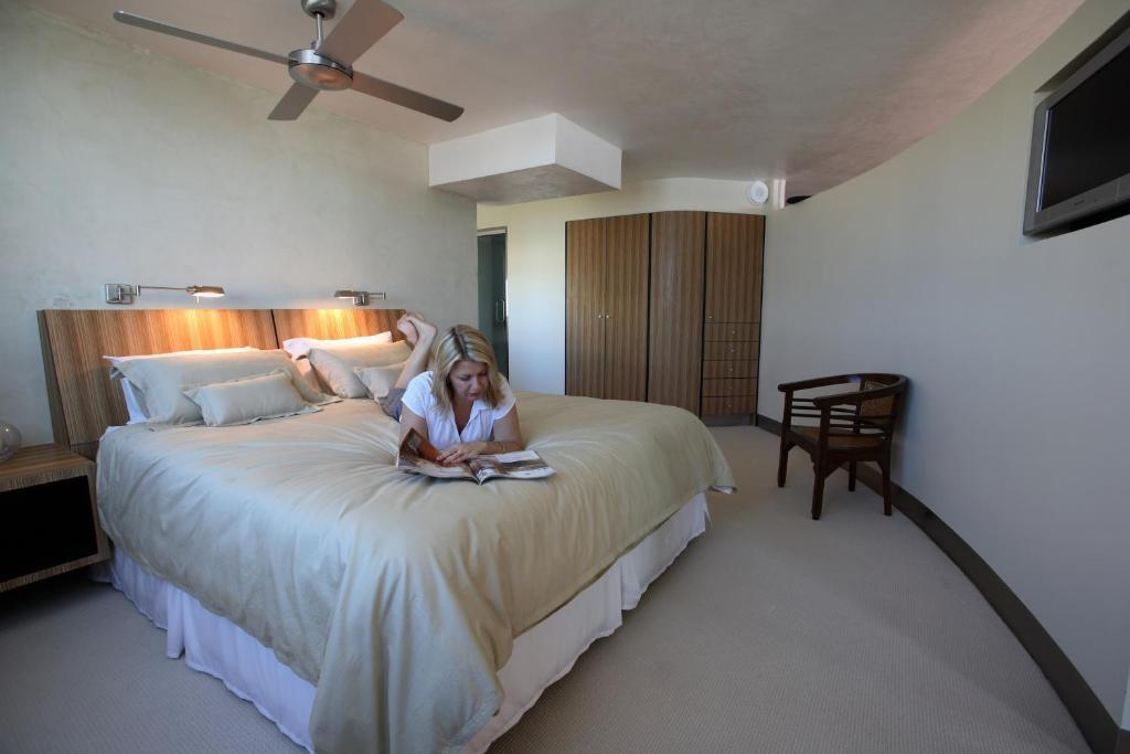 Peninsular Beachfront Resort Мулулаба Номер фото